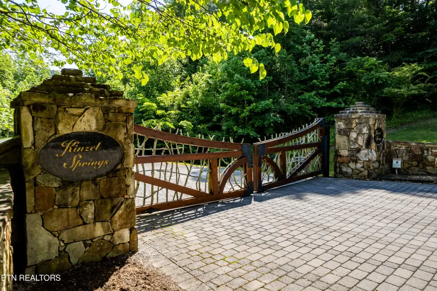 112 Sunshine Way, Townsend, TN 37882 - #2