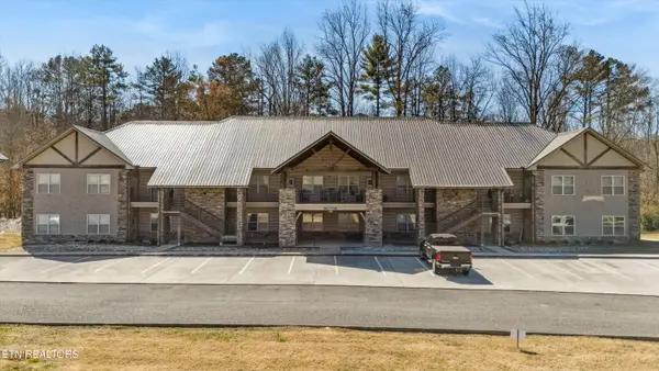 235 Bishops Cap Circle #102, Townsend, TN 37882