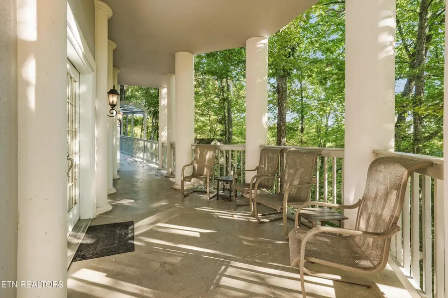 838 Holly Branch Rd, Gatlinburg, TN 37738 - #3