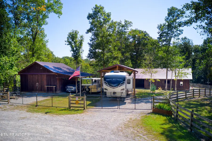 232 Wild Cat Rd, Jamestown, TN 38556 - #3
