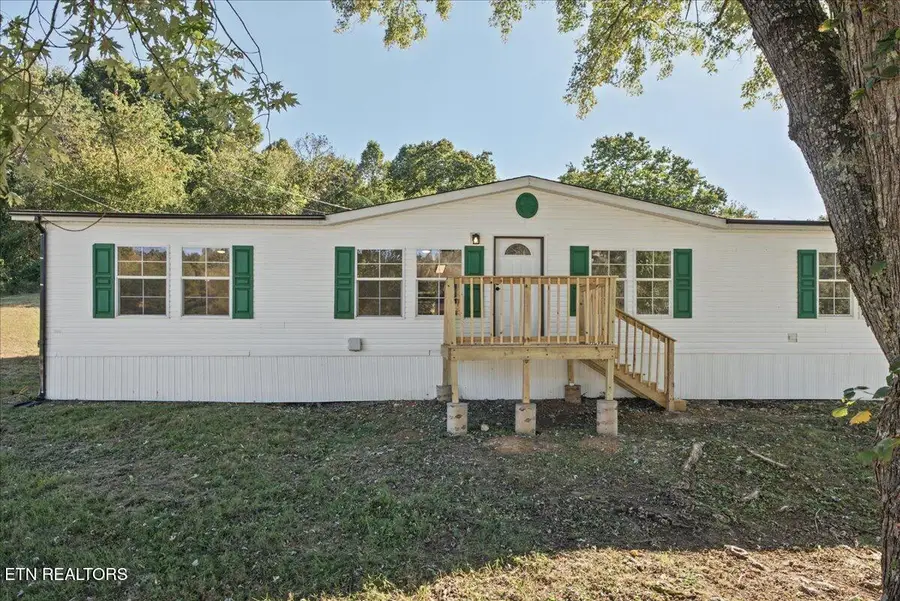 2807 Clouds Rd, New Tazewell, TN 37825 - #2