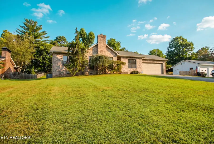 7923 W Cliff Drive, Knoxville, TN 37909 - #3