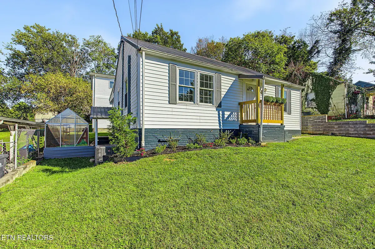 3424 Feathers St, Knoxville, TN 37920 - #1