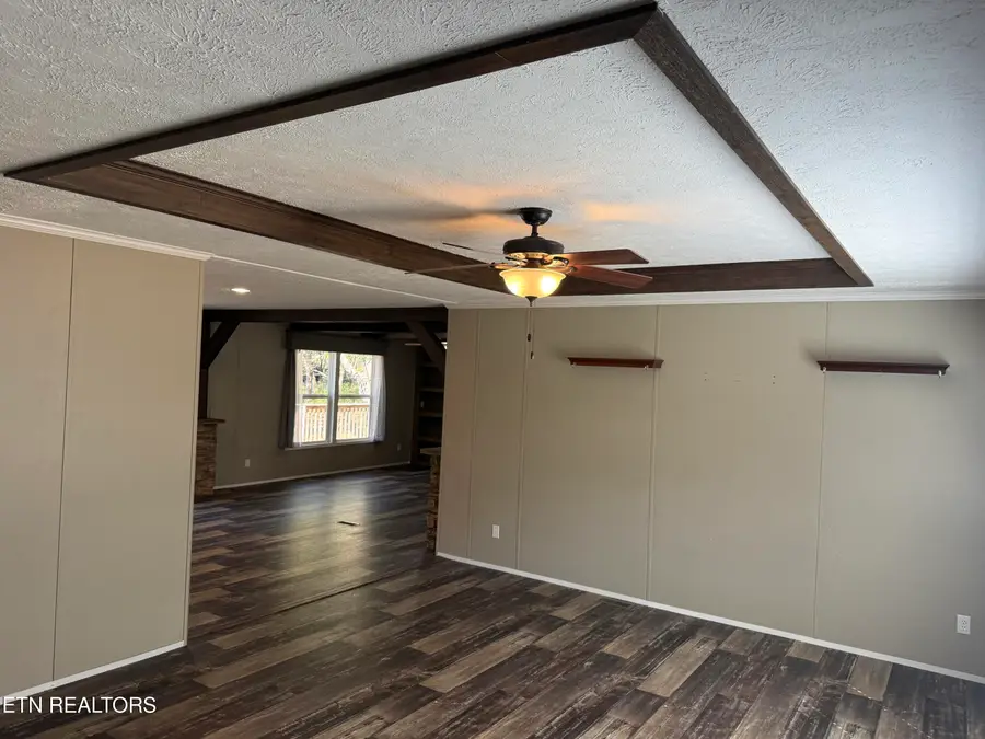 126 Texas Lane, Kingston, TN 37763 - #2