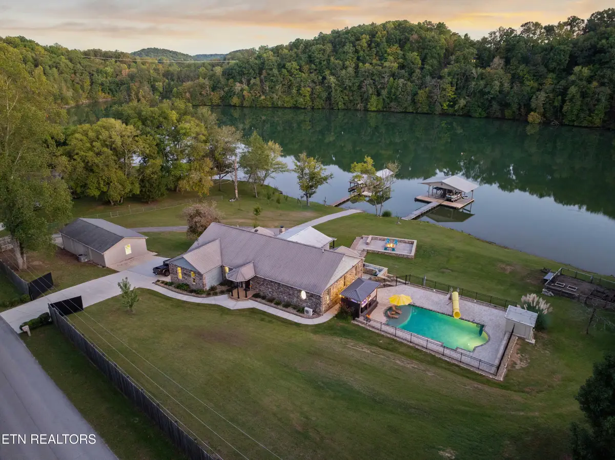 274 Lakecrest Drive, Harriman, TN 37748 - #1