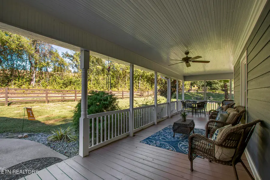 9604 SE Kodak Rd, Kodak, TN 37764 - #3