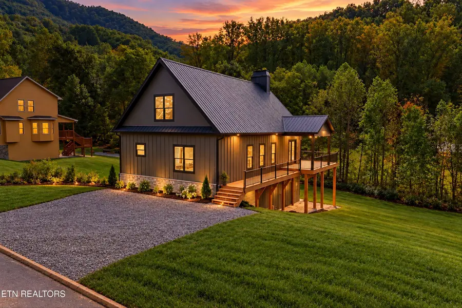 3158 Thomas Headrick Rd, Sevierville, TN 37862 - #3