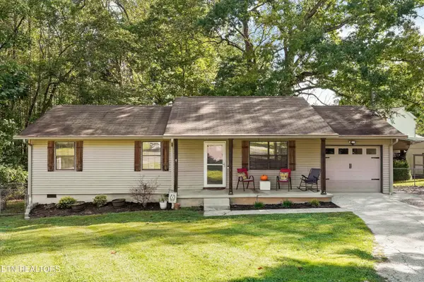 305 Red Fox Lane, Clinton, TN 37716