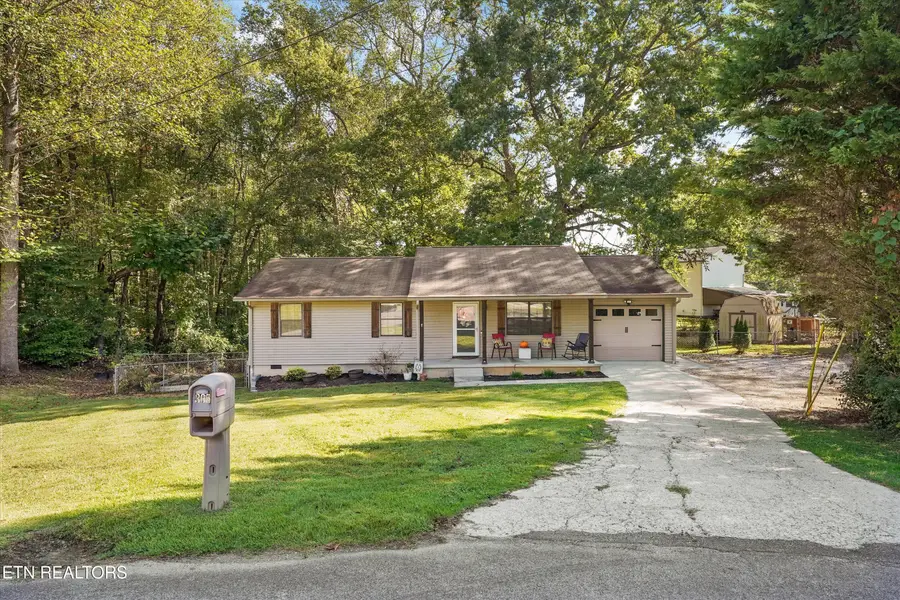 305 Red Fox Lane, Clinton, TN 37716 - #2