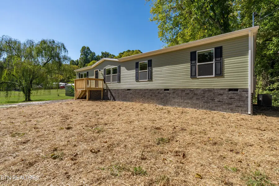 676 Clymersville Rd, Rockwood, TN 37854 - #2