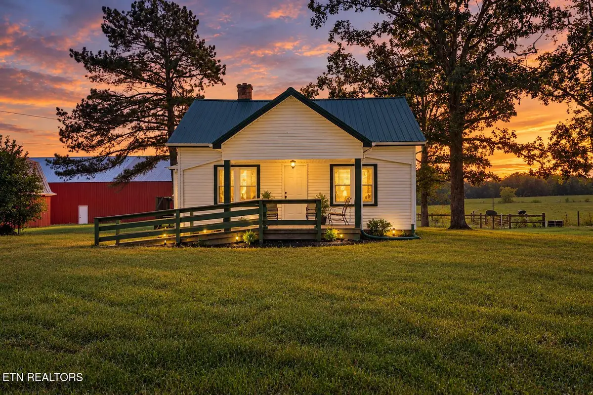 580 Eastland Cemetery Rd, Sparta, TN 38583 - #1