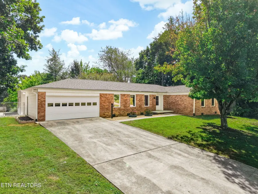 11554 Midhurst Drive, Knoxville, TN 37934 - #2