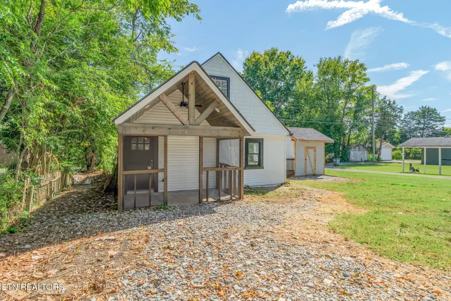 224 E Burwell Ave, Knoxville, TN 37917 - #2