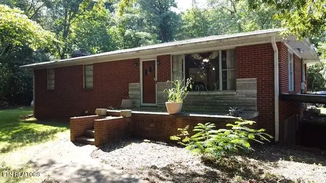 2004 Morganton Rd, Maryville, TN 37801 - #1