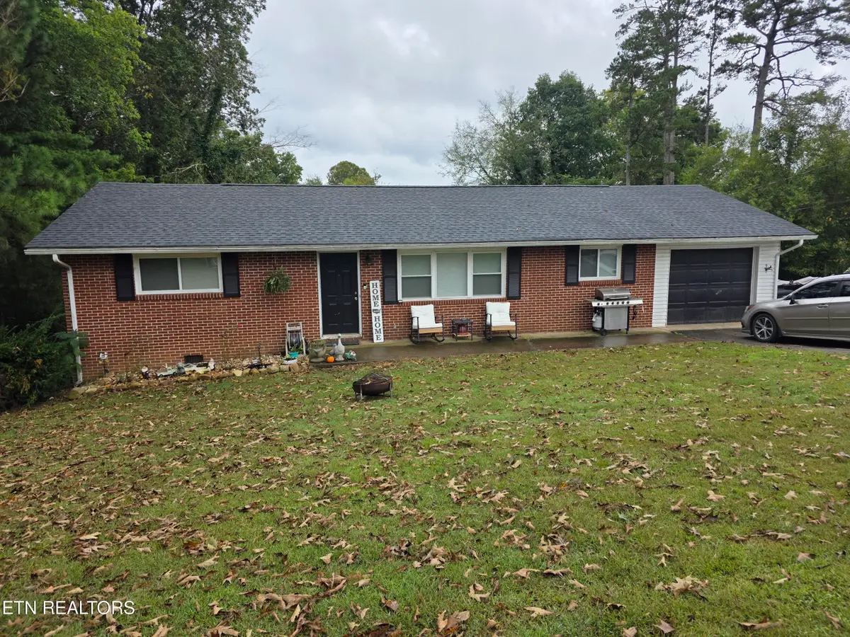1313 Tellico Ave, Athens, TN 37303 - #1