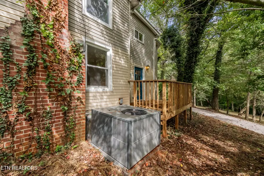 220 Oak Rd, Norris, TN 37828 - #3