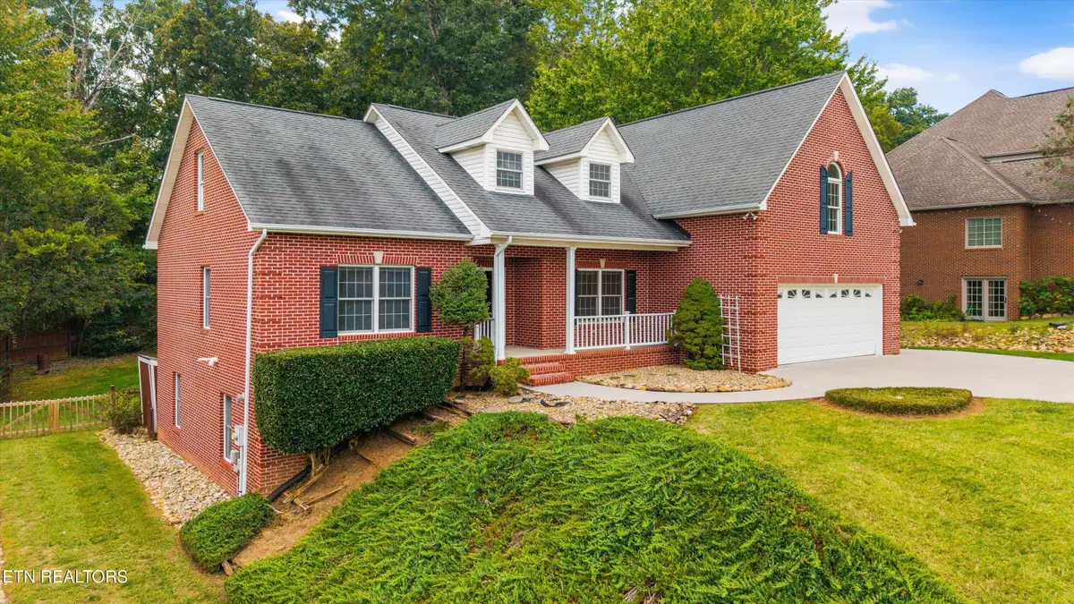 2560 Hirst Circle, Lenoir City, TN 37772 - #1