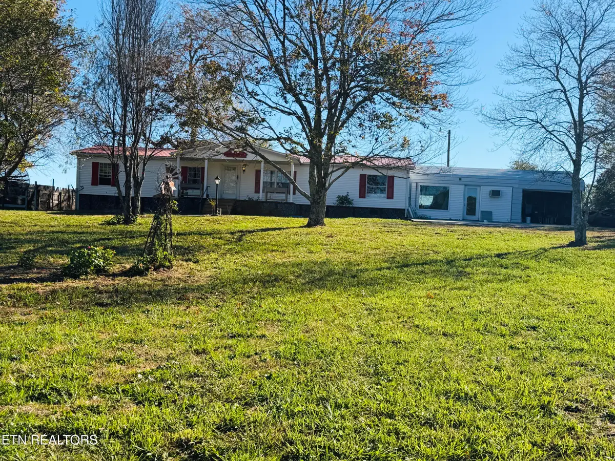 1033 Mcghee Rd, Jamestown, TN 38556 - #1