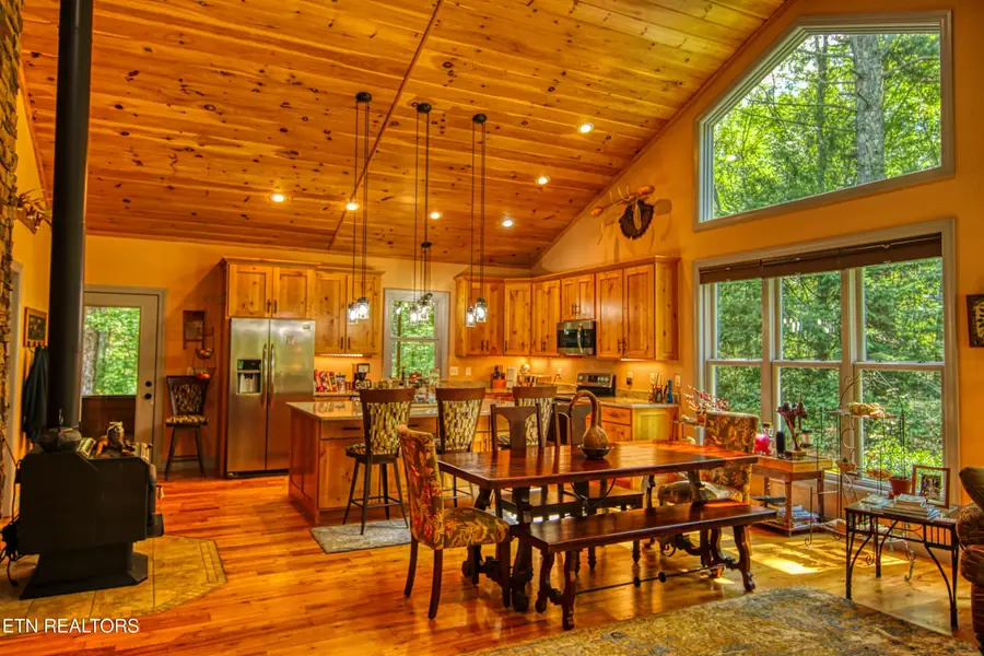 561 Northrup Falls Drive, Jamestown, TN 38556 - #2