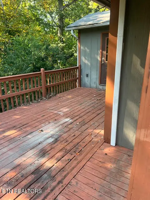 120 Hillwood Drive, Harriman, TN 37748 - #3