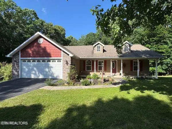366 Swallows Crossing, Grimsley, TN 38565