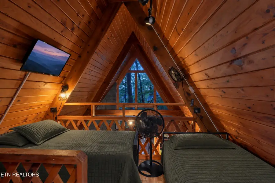 1161 Ski Mountain Rd, Gatlinburg, TN 37738 - #3