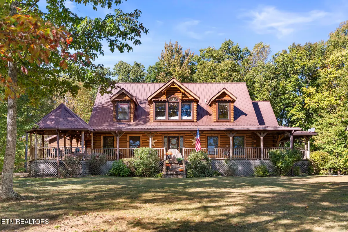 545 Dripping Springs Rd, Monterey, TN 38574 - #1