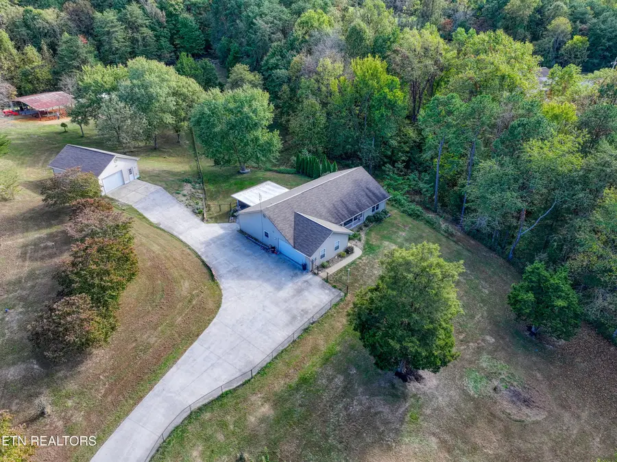 1733 Oakdale Drive, Dandridge, TN 37725 - #3