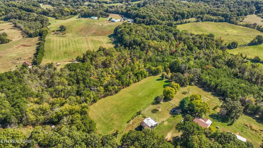 744 Rosewood Way, Dandridge, TN 37725 - #3