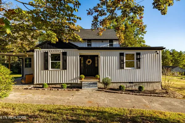 4610 Green Rd, Maryville, TN 37804