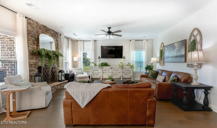 125 Ashton Fields Drive, Lenoir City, TN 37772 - #2