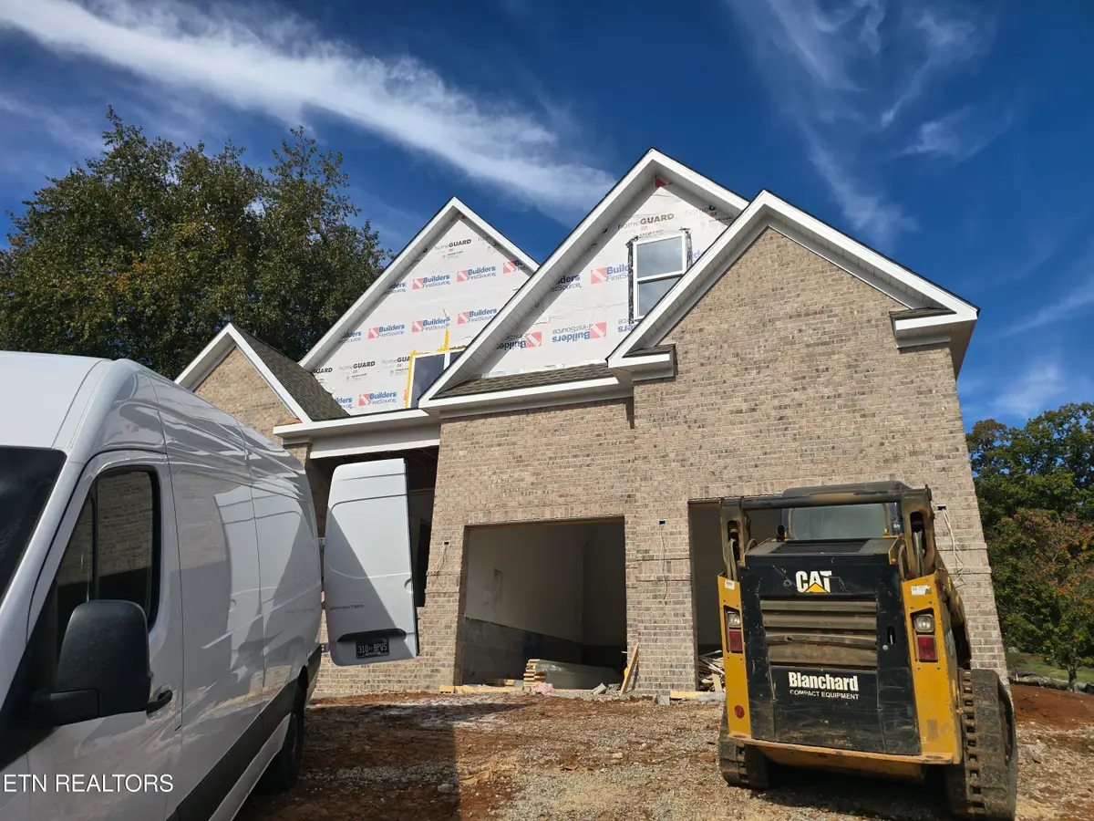 184 Maclaren Way, Lenoir City, TN 37772 - #1