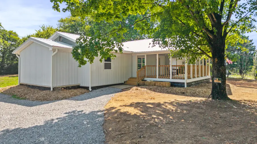 224 Red Pond Road, Sweetwater, TN 37874 - Image #2