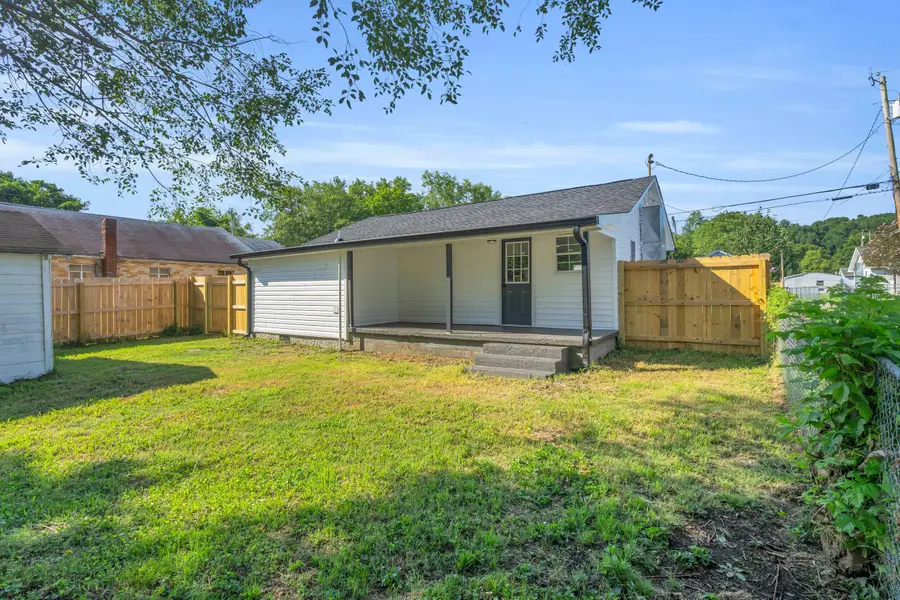 676 W Rhea Avenue, Spring City, TN 37381 - Image #2