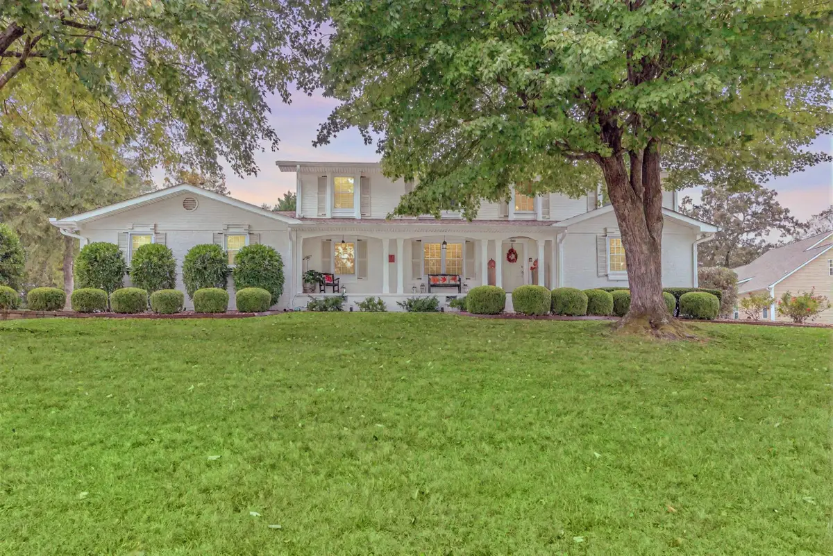 801 Thomas Avenue, Chickamauga, GA 30707 - #1