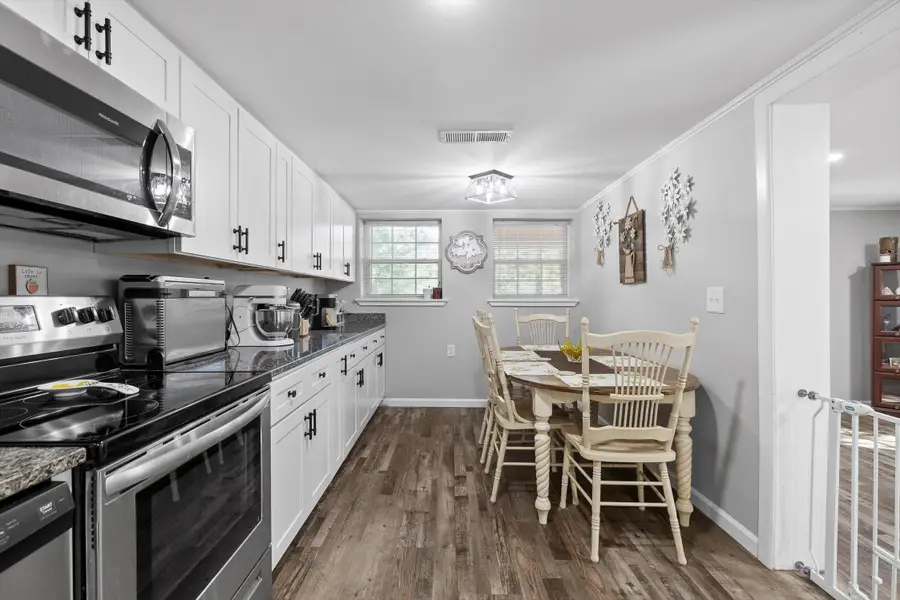 303 NW Cherokee Trail, Dalton, GA 30721 - #3