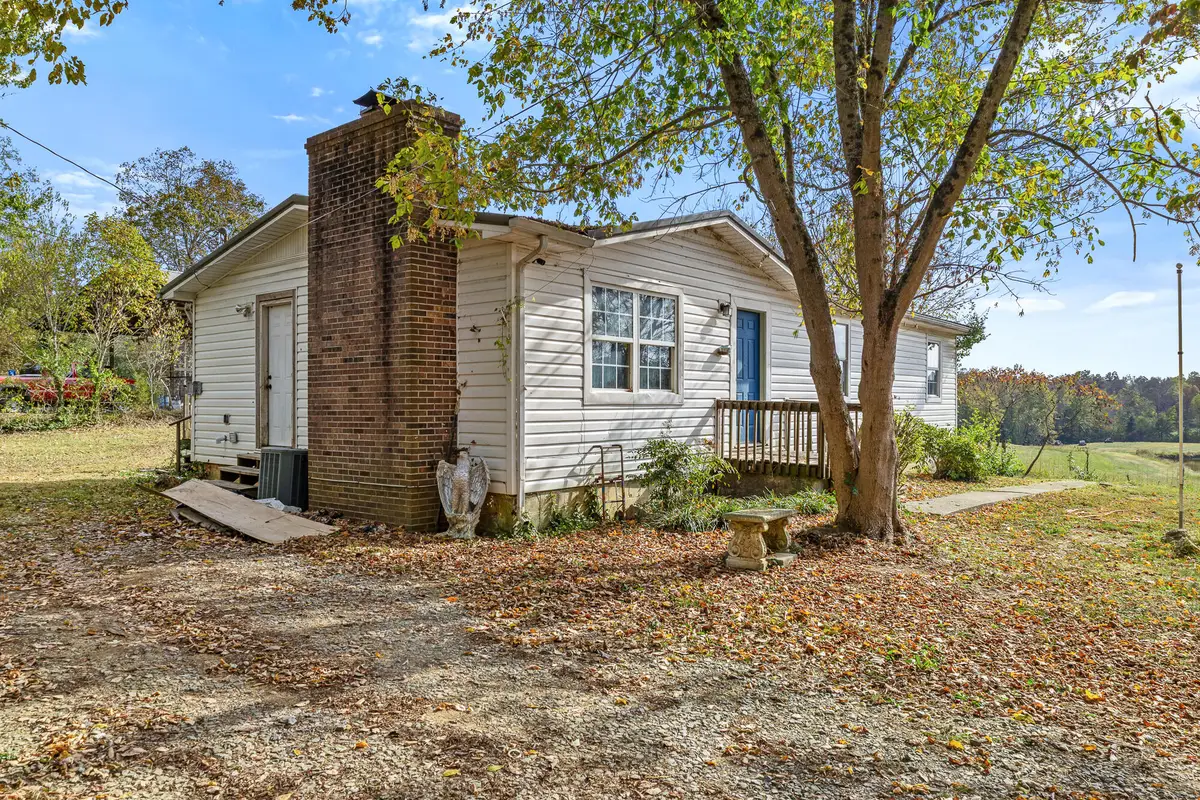 353 County Road 64, Riceville, TN 37370 - Image #1