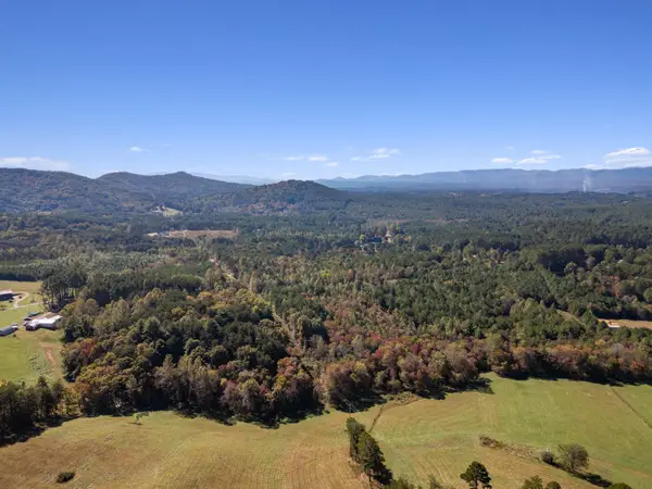 227 Mcallister Road, Copperhill, TN 37317