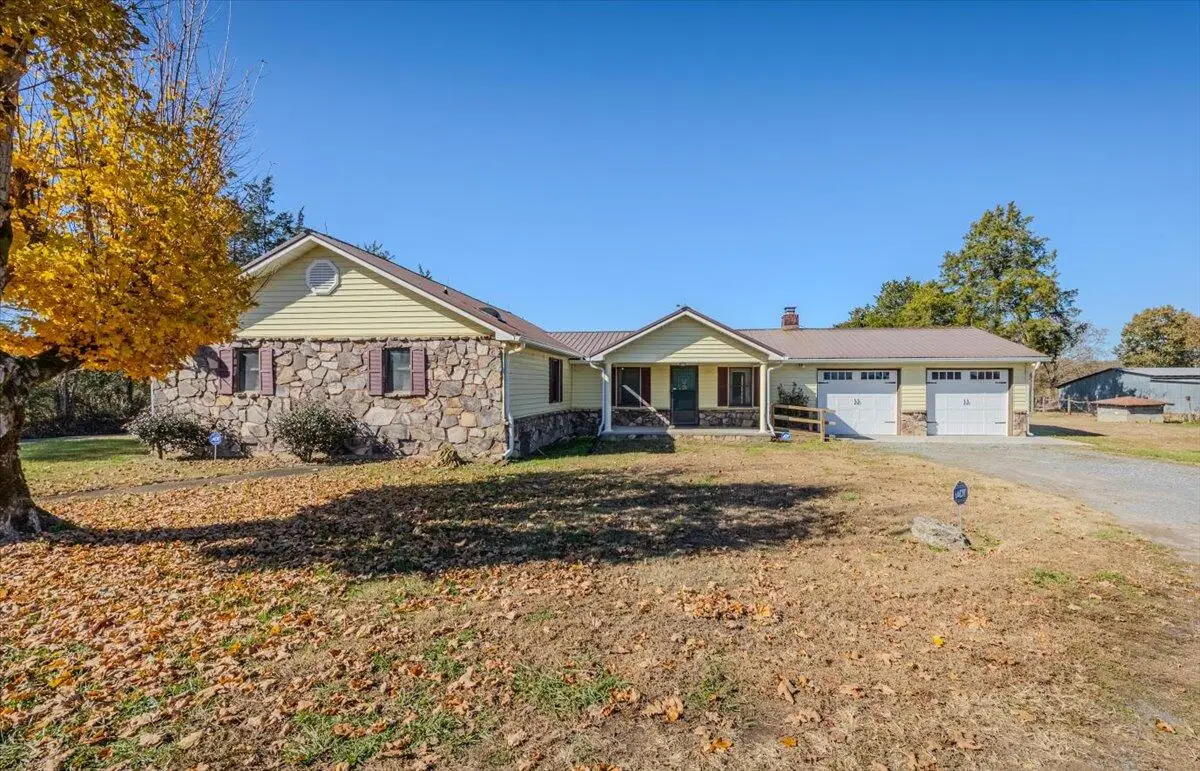 602 Moore Road Nw, Charleston, TN 37310 - #1