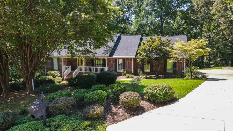 2915 Kensington Street, Athens, TN 37303 - Image #2