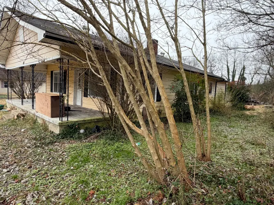 483 Pikeville Avenue, Graysville, TN 37338 - Image #2