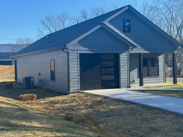 835 Louisiana Avenue, Etowah, TN 37331