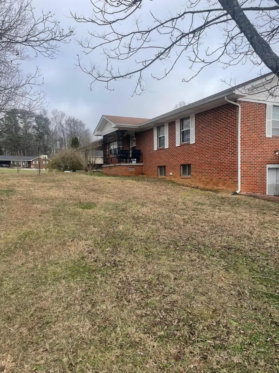 3210 SE Little John Circle Se, Cleveland, TN 37323 - Image #2