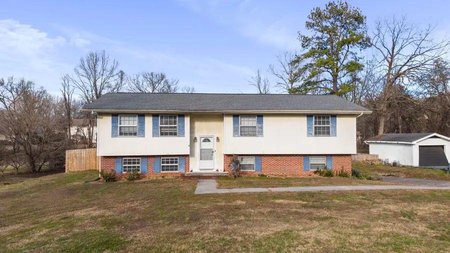 3035 W Lake Drive Nw, Cleveland, TN 37312 - #2