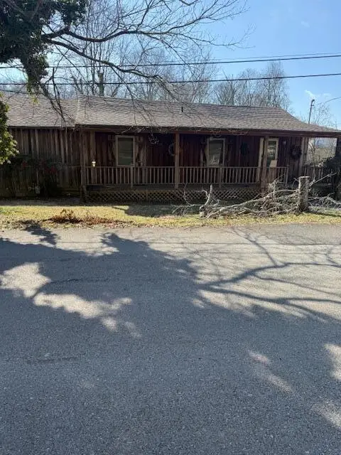 320 Hicks Street, Athens, TN 37303