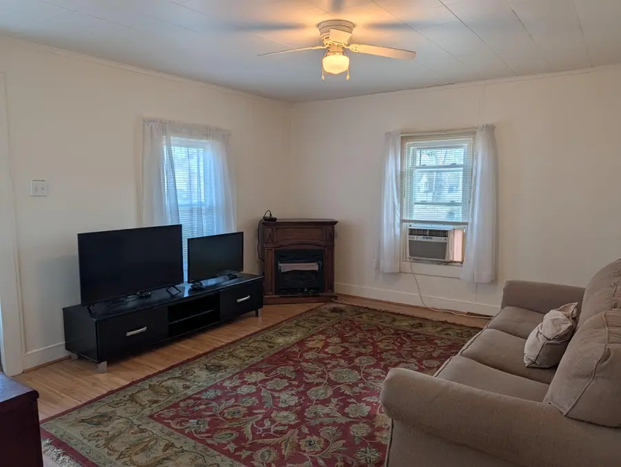 625 W Rhea Avenue, Spring City, TN 37381 - #3