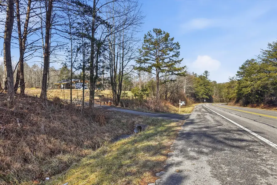 8405 Wassom Memorial Highway, Grandview, TN 37337 - #2