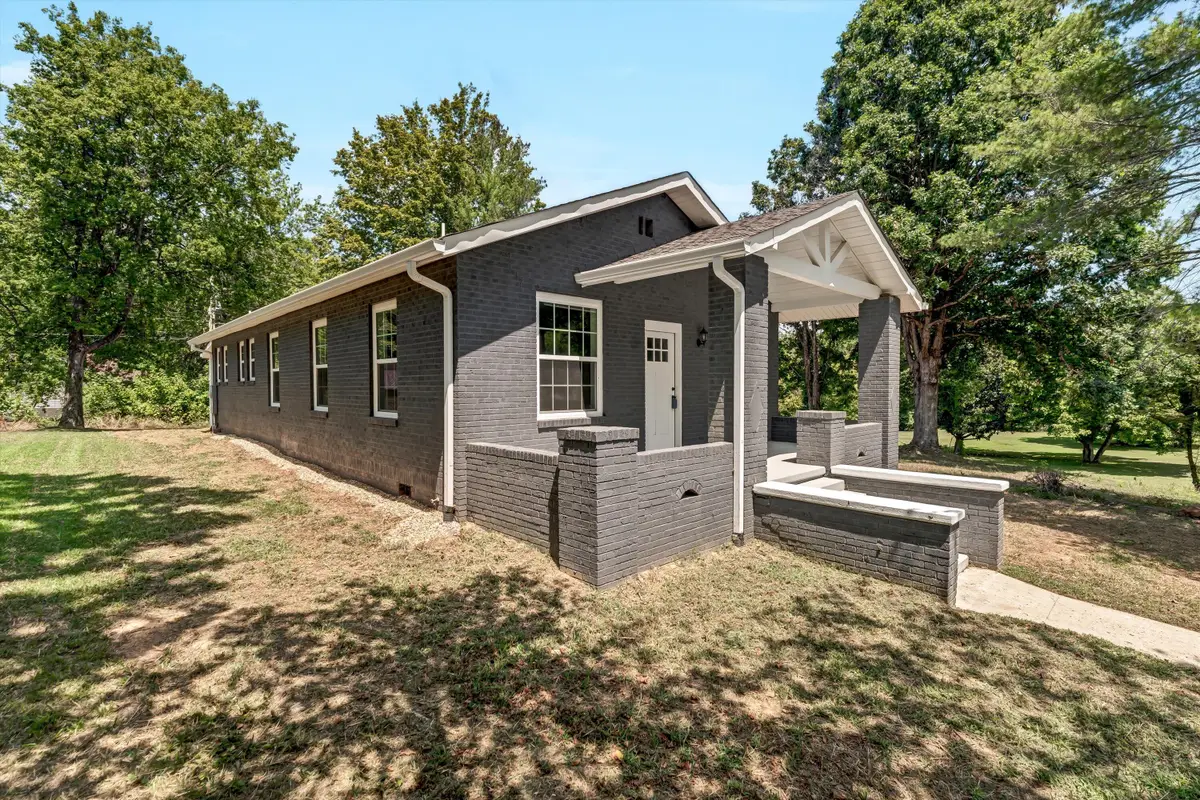 1222 Ohio Avenue, Etowah, TN 37331 - #1