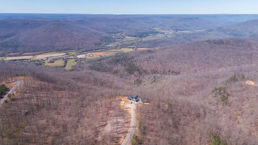 325 Whiskey Way, Jasper, TN 37347 - #2