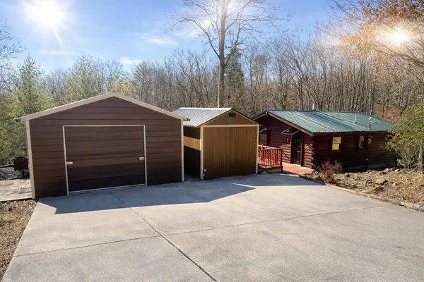 500 Old Furnace Road, Tellico Plains, TN 37385